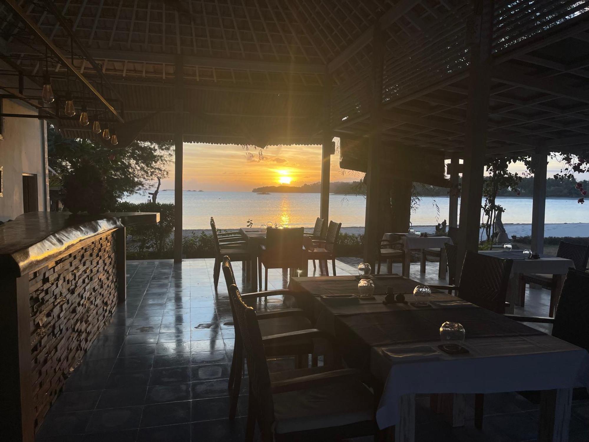 The Suites Lombok Sekotong Exterior foto